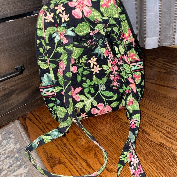 Vera Bradley Backpack - Picture 3 of 3